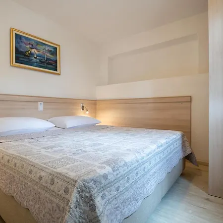 Sentic Apartment *