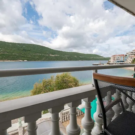 Apartman Sentic *