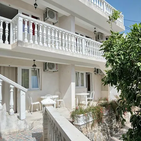 Apartment Sentic *